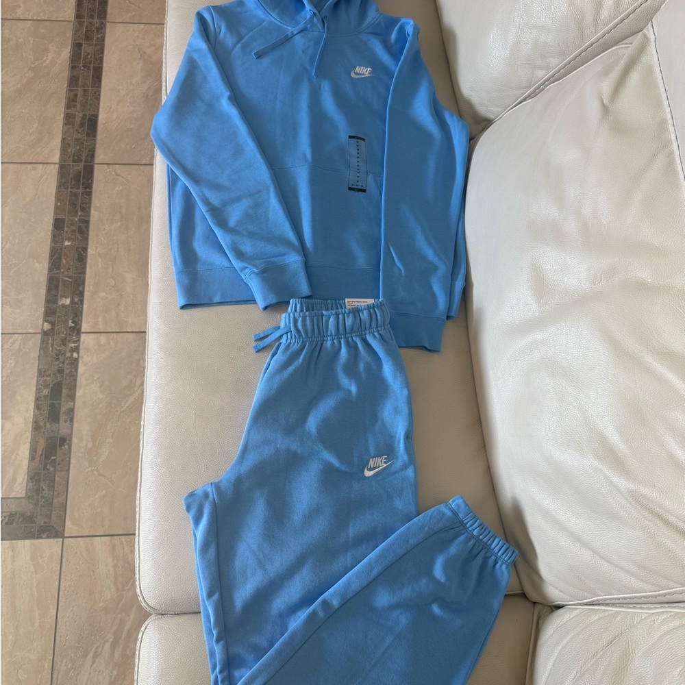 Nike Light Blue Oversized Fit Set - Picture 2 of 7